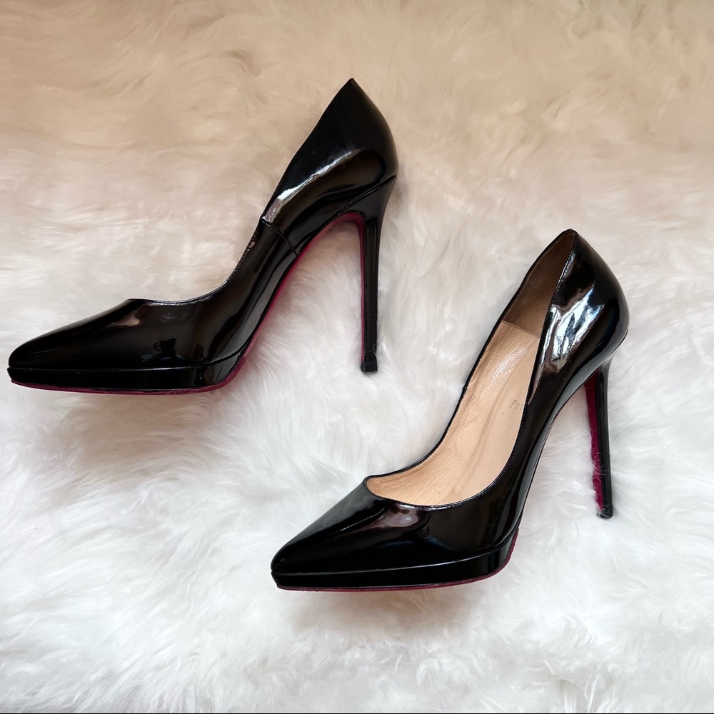 CHRISTIAN LOUBOUTIN Pigalle Plato Patent Leather Heels - Picture 4 of 7